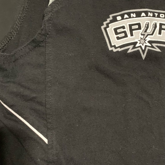 Children’s San Antonio Spurs sleeveless shirt - Picture 4 of 7